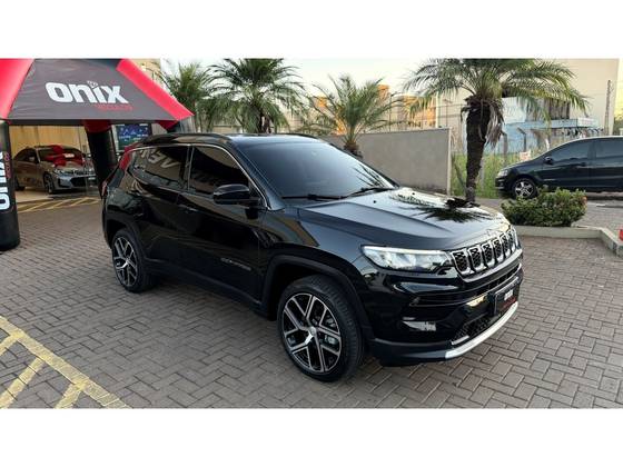 JEEP COMPASS 1.3 T270 TURBO FLEX LONGITUDE AT6 JEEP COMPASS 1.3 T270 TURBO FLEX LONGITUDE AT6